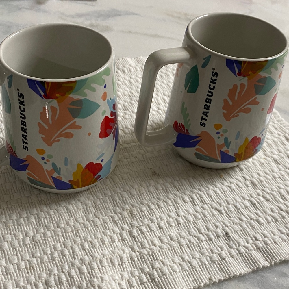 Set of 2 Starbucks coffee mugs palm leaf design 14fl oz each